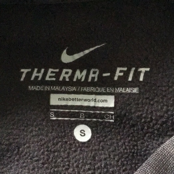 Nike jacket - Picture 6 of 6